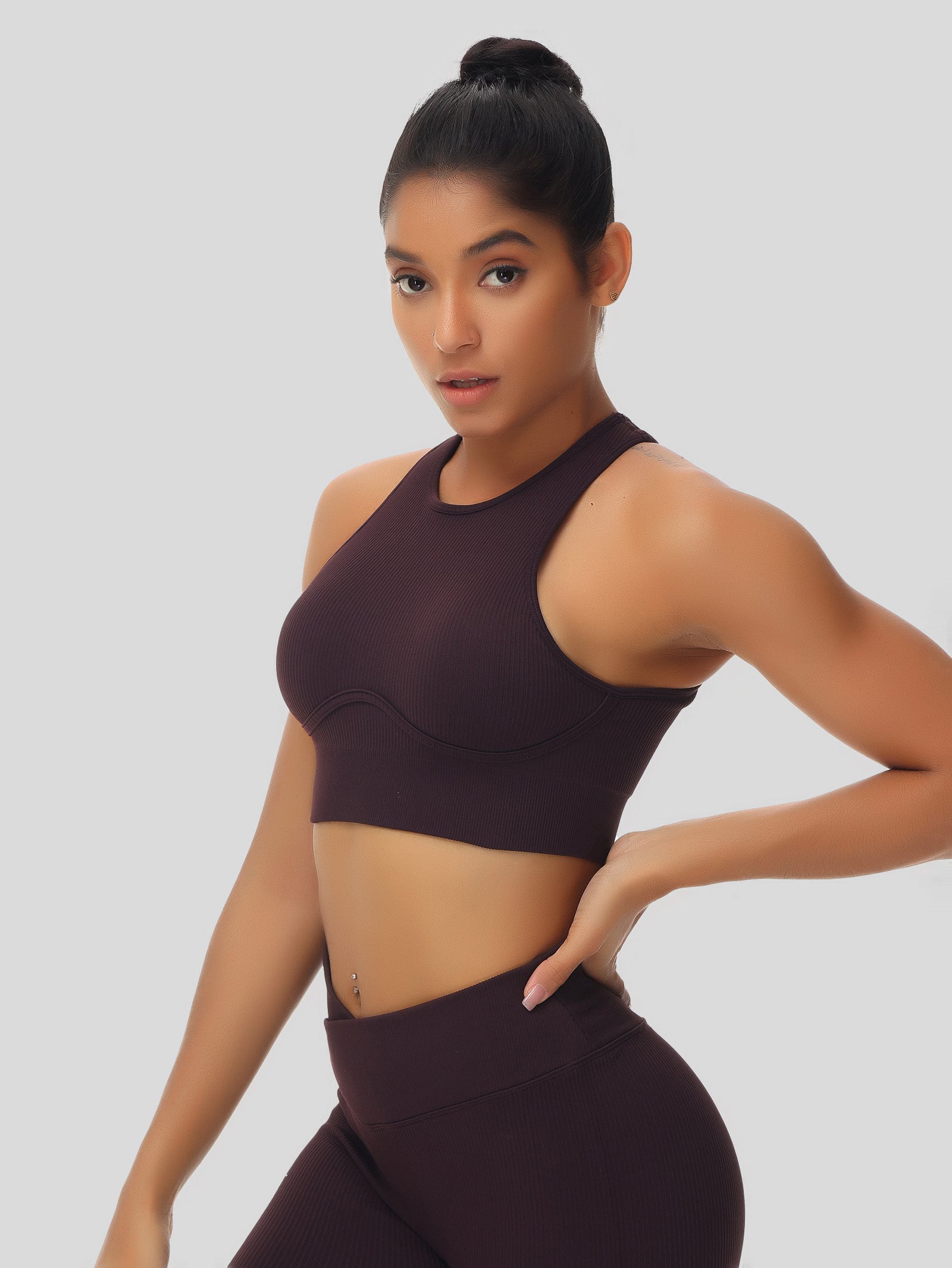 Back Cutout Piping Crop Tank Top