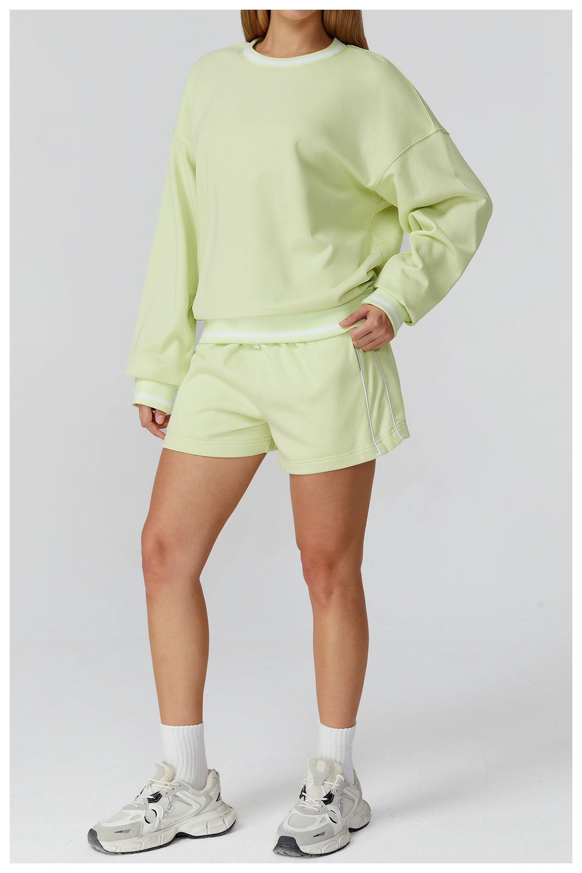 Casual Fit Sweatshirt Shorts Set