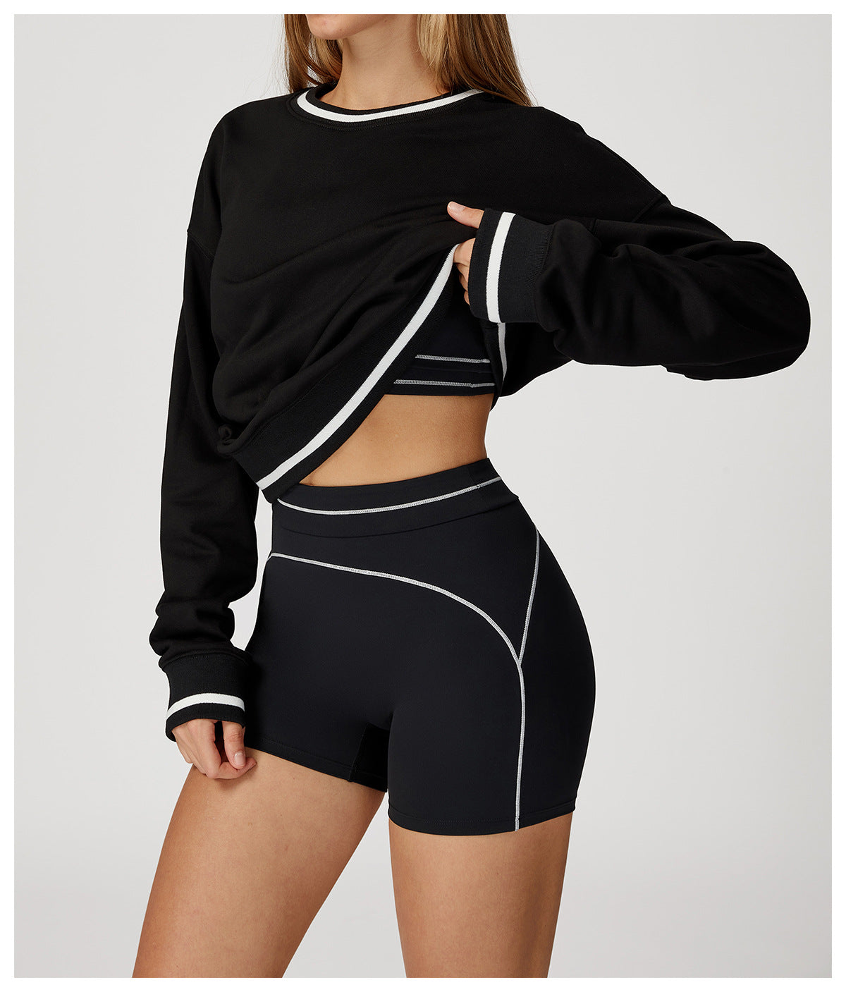 Contrast Trim Relaxed Fit Sweatshirt