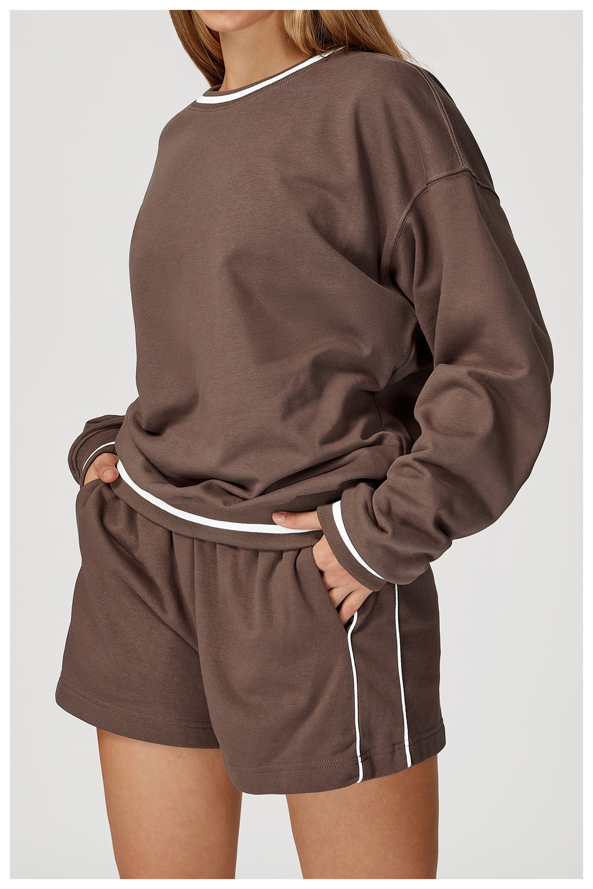 Contrast Trim Relaxed Fit Sweatshirt
