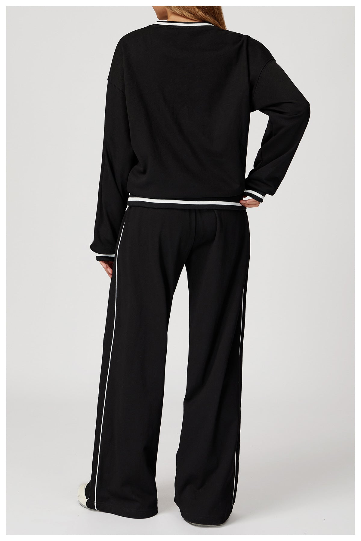 Urban Edge Motion Sweat Set