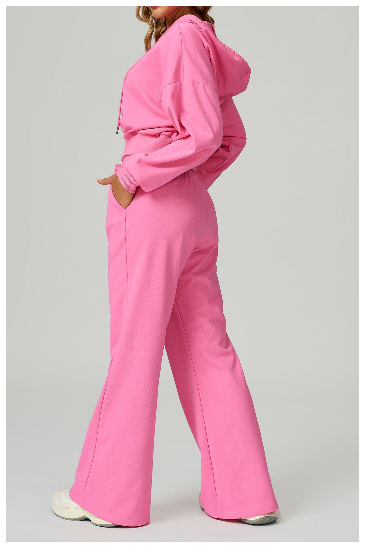 Chill Fit Wide-Leg Sweatpants